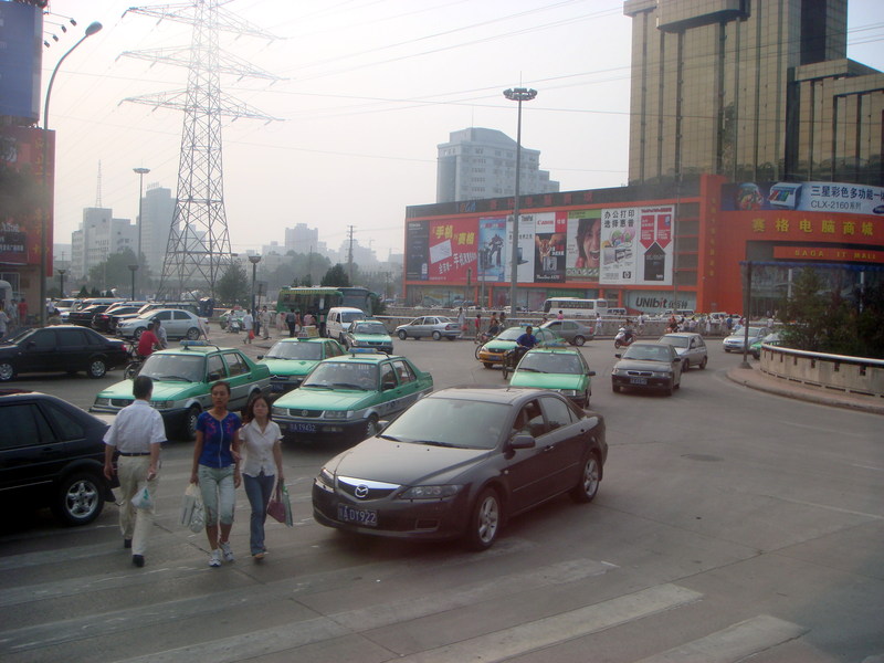 Image: /media/?path=/trips/2007-08-13 China/2007-08-17_Xi'an/20070817-173330-0-Joe.jpg